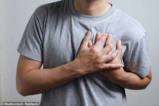 Experts from the American Heart Association warned that coronary artery disease, heart failure, and atrial fibrillation raise the risk of dementia