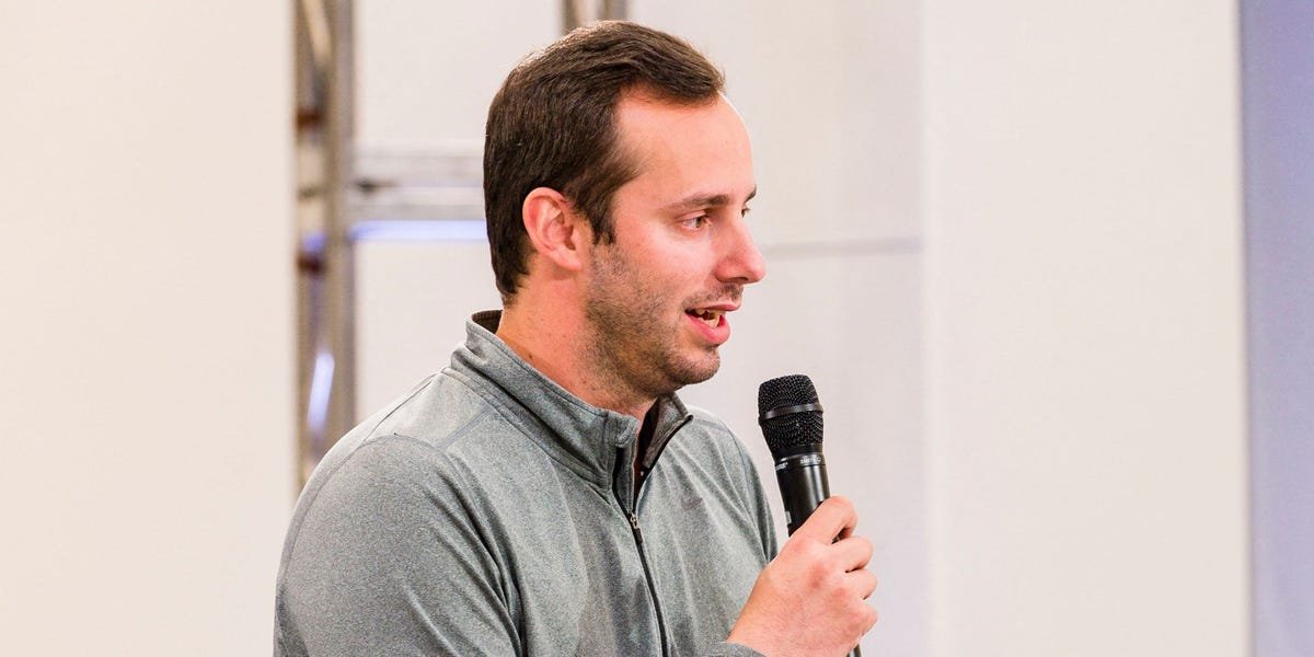 Waymo Cofounder: Tesla Data Strategy Outpaces Waymo in Self-Driving