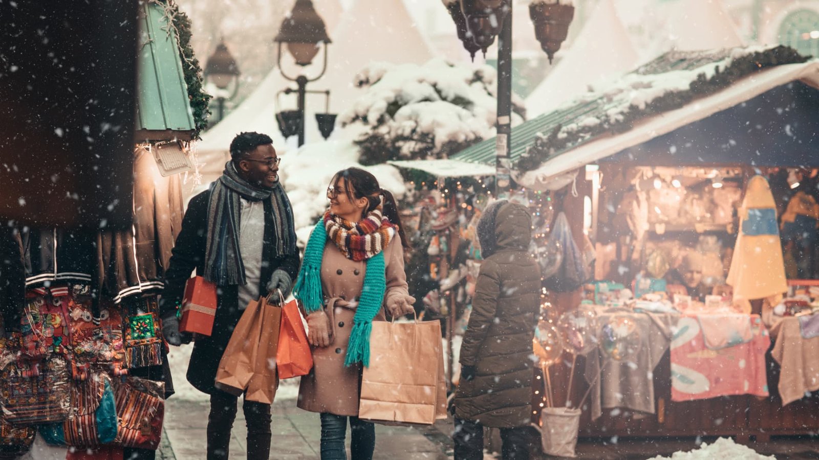 How to Do Your Holiday Shopping with a Zero Interest Credit Card