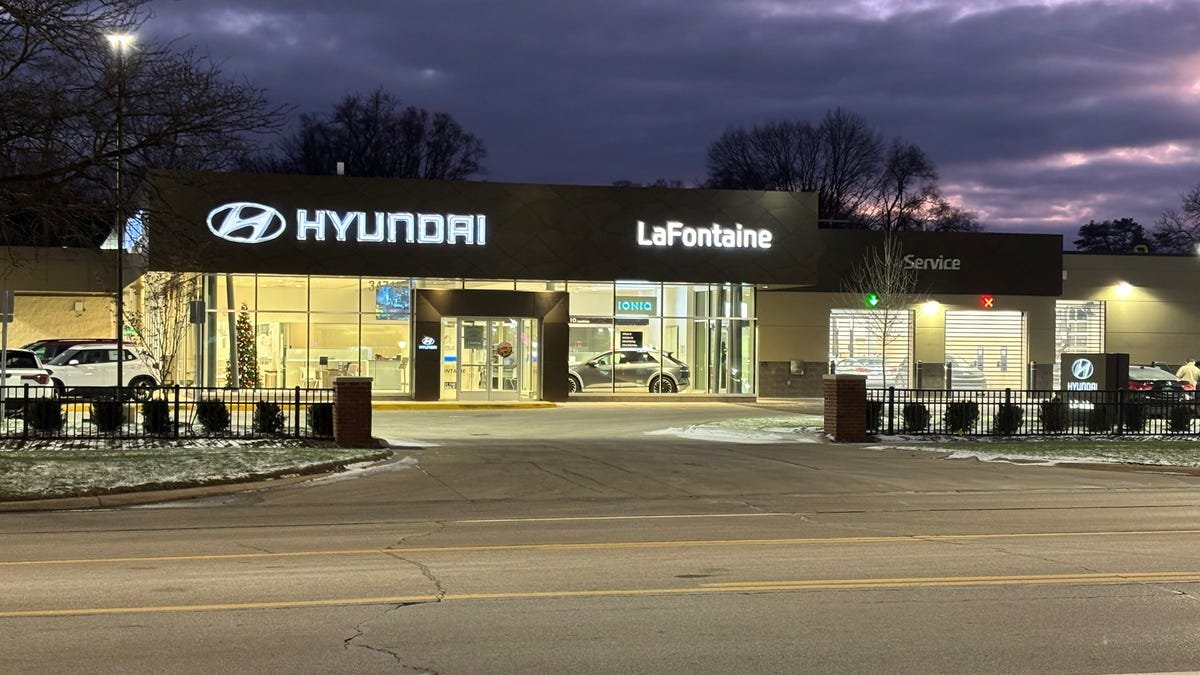 Michigan suspends LaFontaine Hyundai of Livonia car dealership license