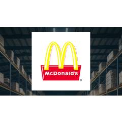 McDonald’s Co. (NYSE:MCD) Receives Consensus Rating of “Moderate Buy” from Brokerages