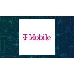 Stillwater Capital Advisors LLC Raises Stock Holdings in T-Mobile US, Inc. (NASDAQ:TMUS)