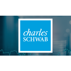 Charles Schwab (NYSE:SCHW) Sets New 1-Year High After Analyst Upgrade