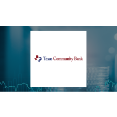 Contrasting Flagstar Financial (NYSE:FLG) and Texas Community Bancshares (NASDAQ:TCBS)
